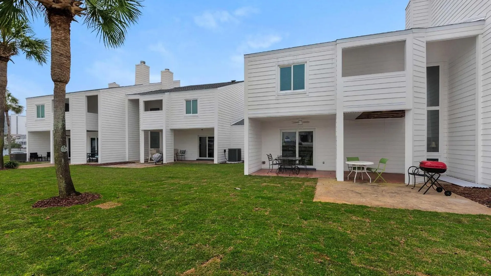 Shoreline Towers Townhouse 4-3 Destin Holiday home