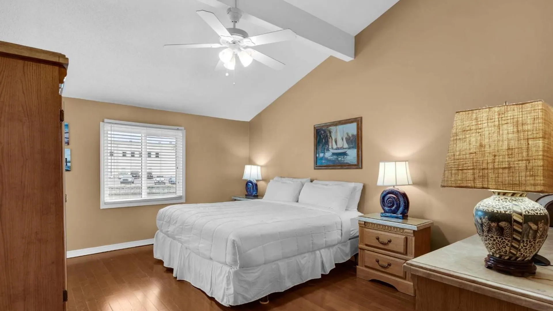 Shoreline Towers Townhouse 4-3 Destin Holiday home